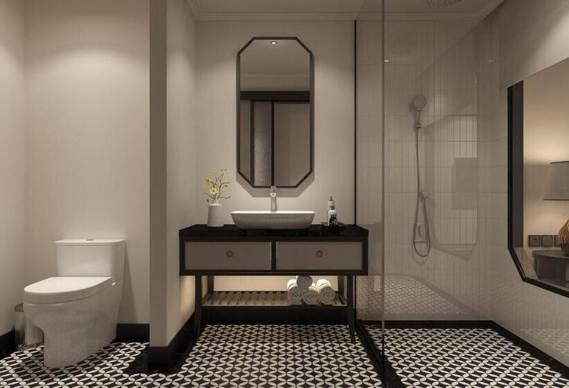 Charmant Suites   A Boutique Hotel Can Tho