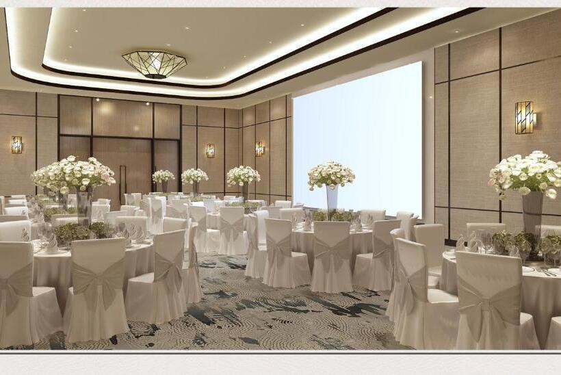 Charmant Suites   A Boutique Hotel Can Tho