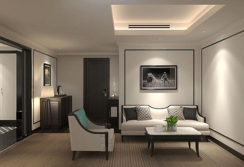 Charmant Suites   A Boutique Hotel Can Tho