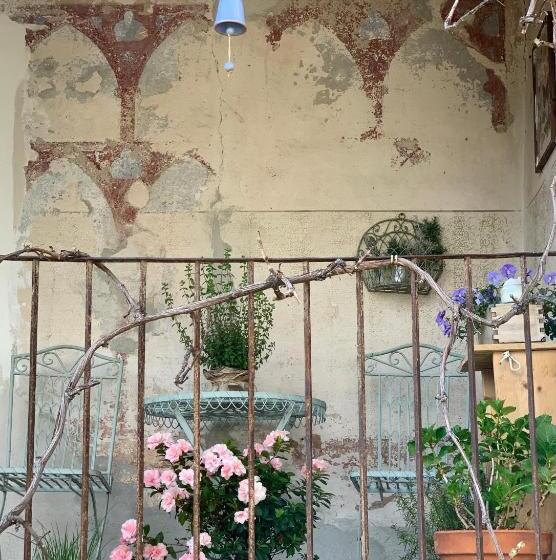 Charming B&b In Toscana, La Dimora Del Codirosso