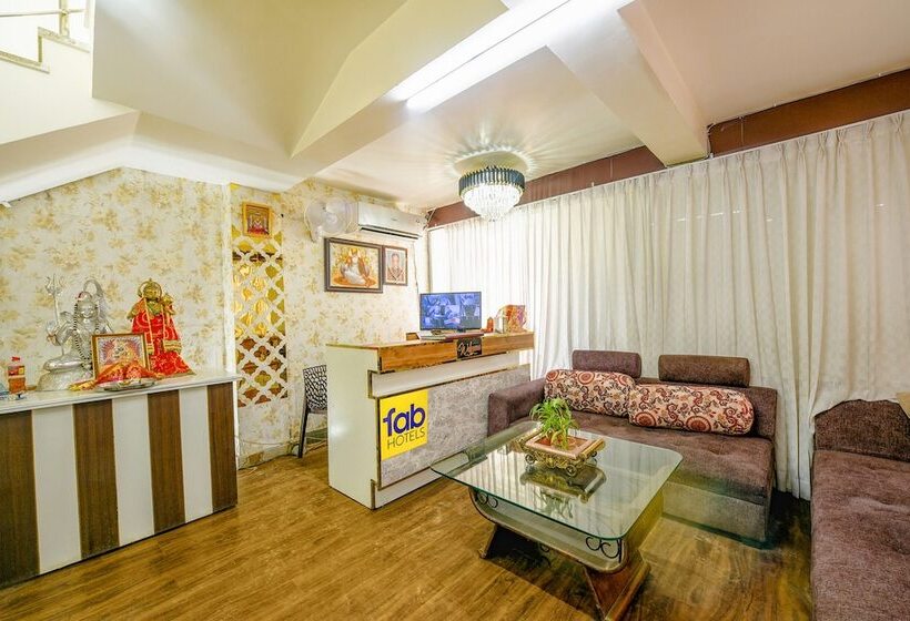 בית מלון כפרי Happy Feet Luxury Home Stay, Dehradun