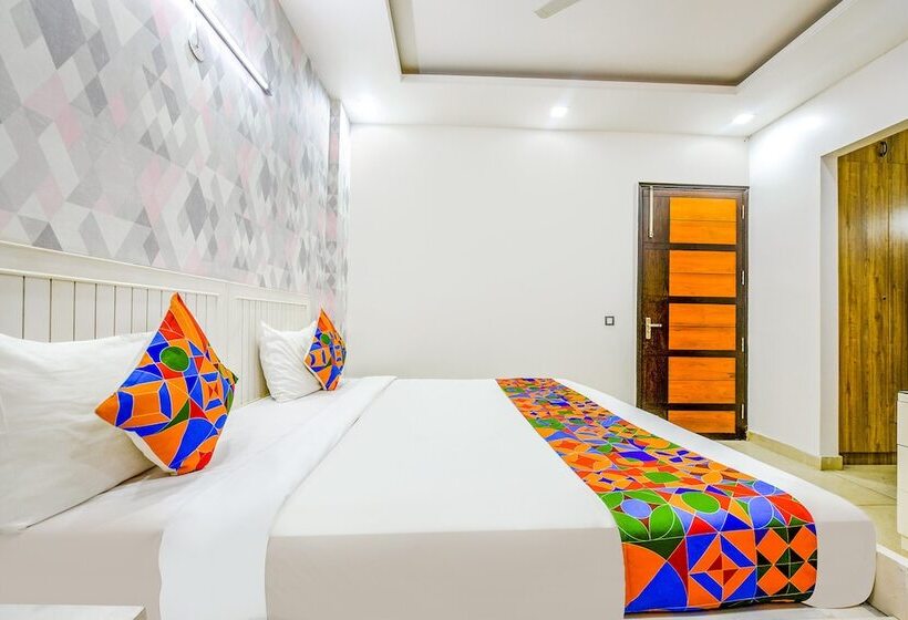 בית מלון כפרי Happy Feet Luxury Home Stay, Dehradun