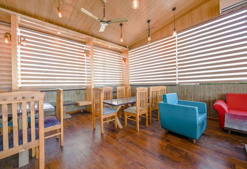 בית מלון כפרי Happy Feet Luxury Home Stay, Dehradun