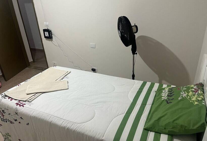 Hostel Jotaaa F
