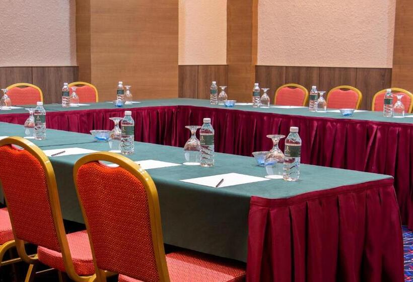 Отель Arena Premier Boutique