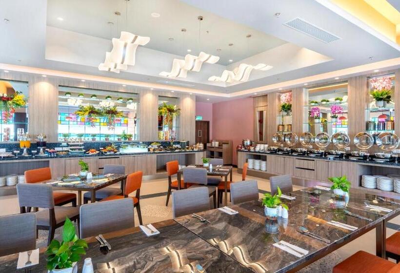 Отель Arena Premier Boutique