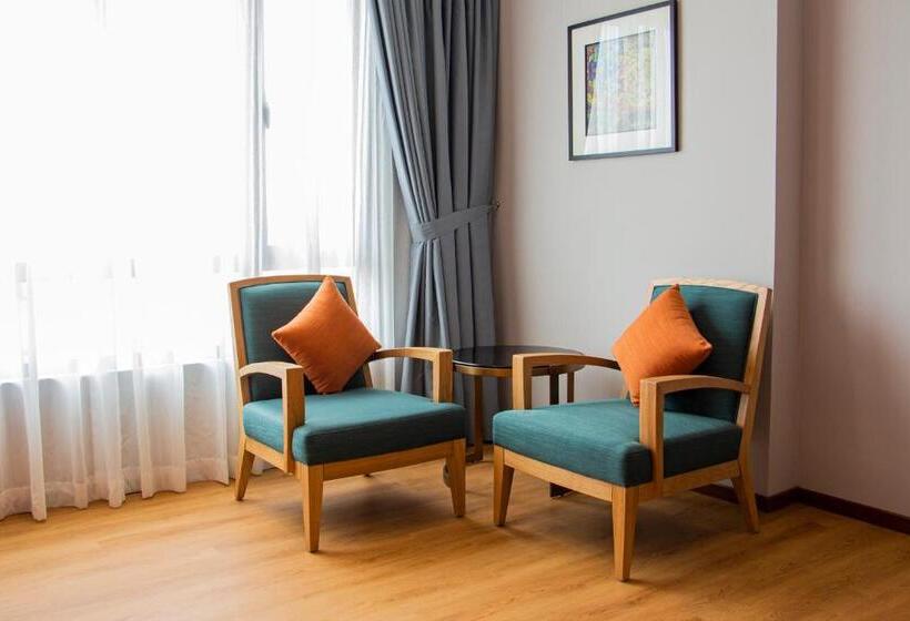 Отель Arena Premier Boutique