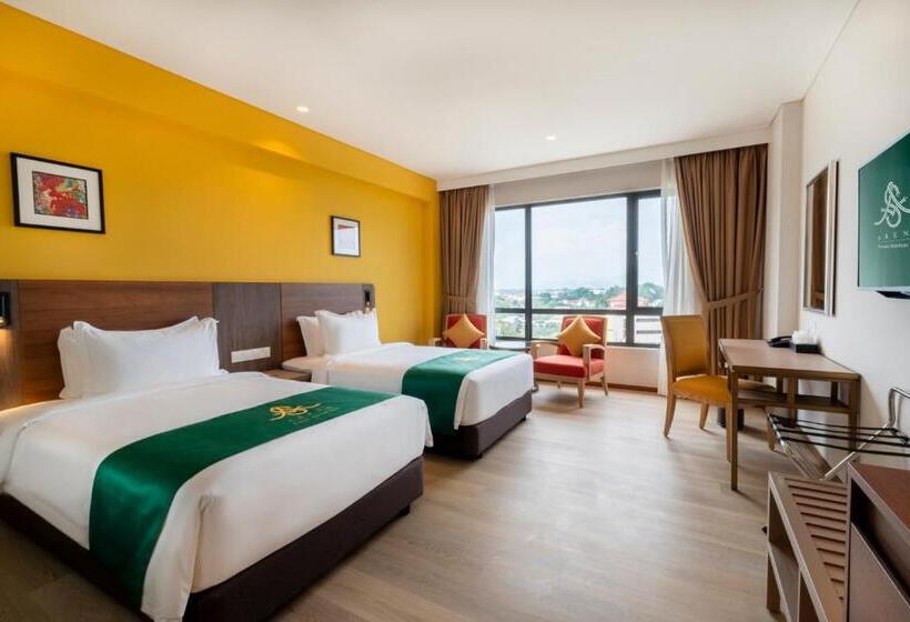 Отель Arena Premier Boutique