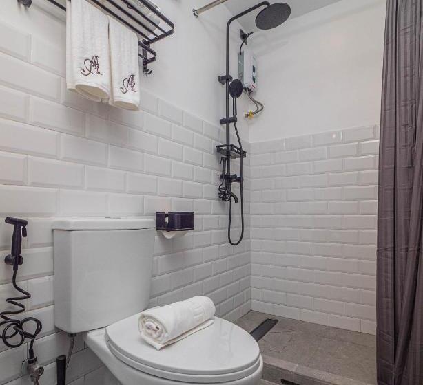 هتل Auberge Petit