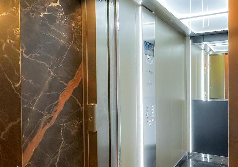 ホテル B Chill Cologne