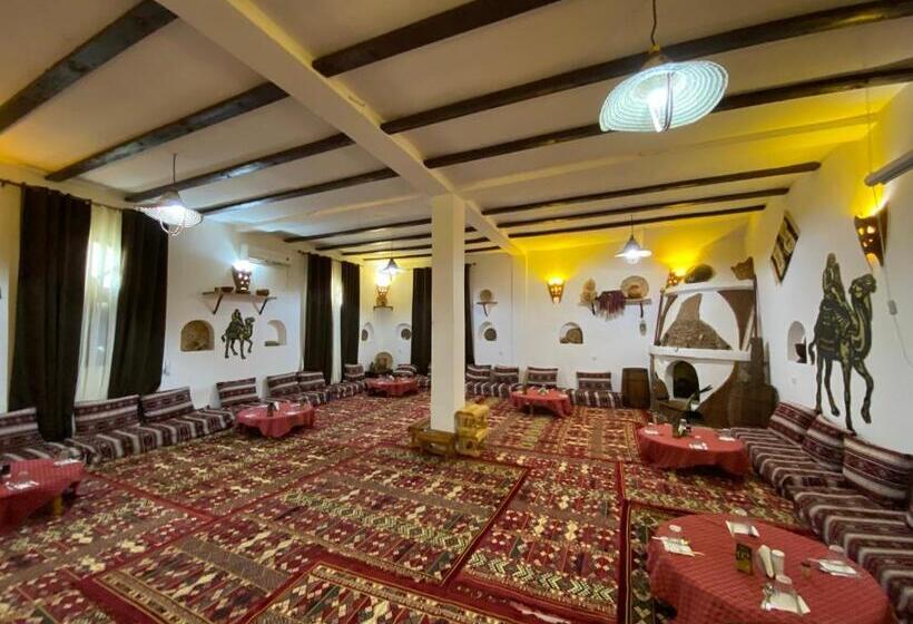 Hotel Caravanserail