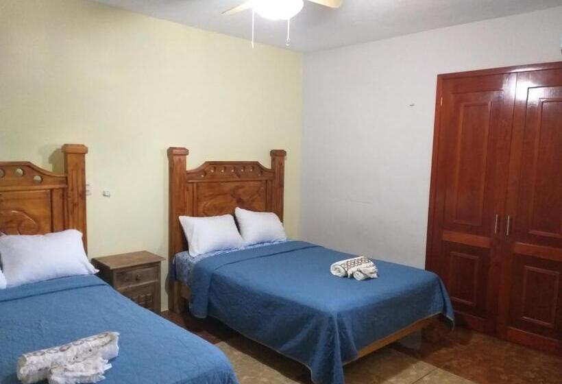 ホテル Casa Viejo Chac