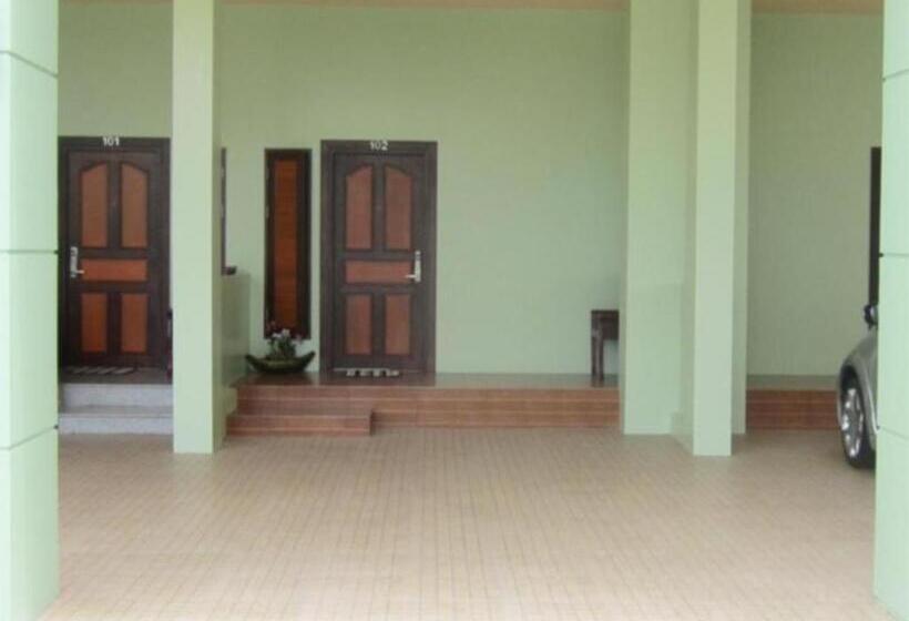 בית מלון כפרי Chodkamol Place 57