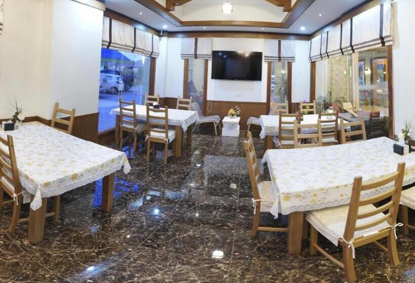 בית מלון כפרי Chodkamol Place 57