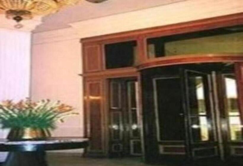 هتل Coral Cosmopolitan