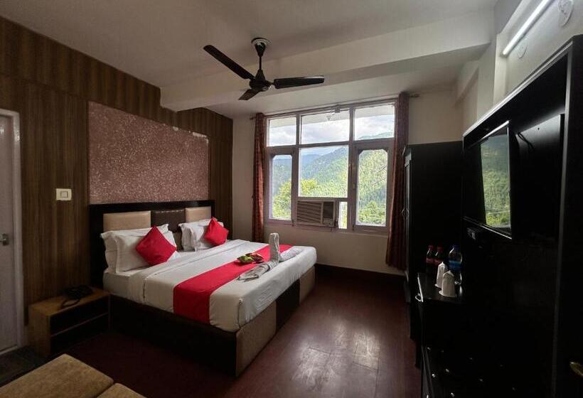 Eagle Nest Central Heated Building Near Mall Road Luxury Rooms & 3 Star Hotel In Dalhousie