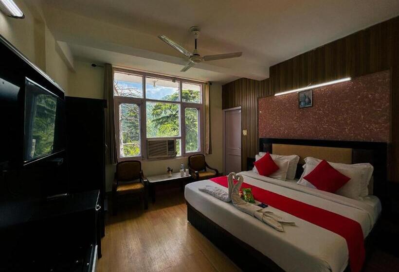 Eagle Nest Central Heated Building Near Mall Road Luxury Rooms & 3 Star Hotel In Dalhousie