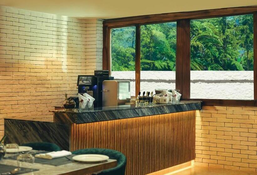 Hotel Elements By Rosetta