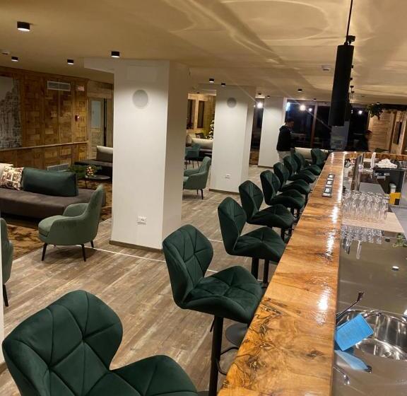 ホテル Forte Carlomagno