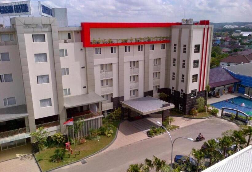 Отель Grand Fatma