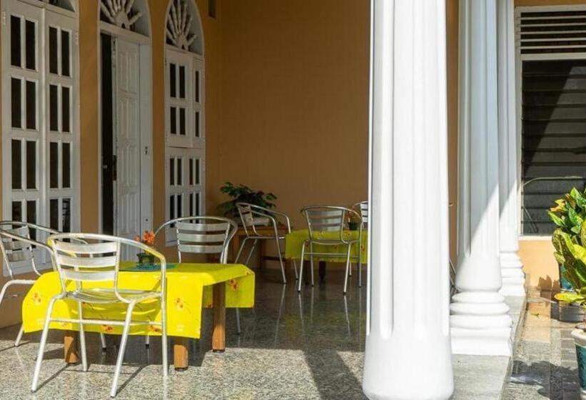 Отель Griya Tirta