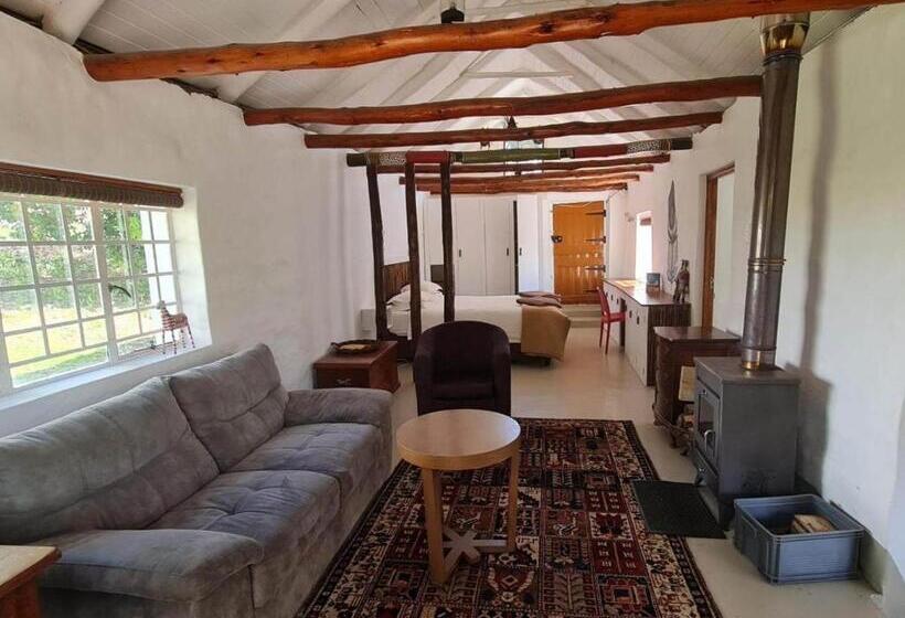 فندق Kleinwatervalplaas Farm Stay Accomodation