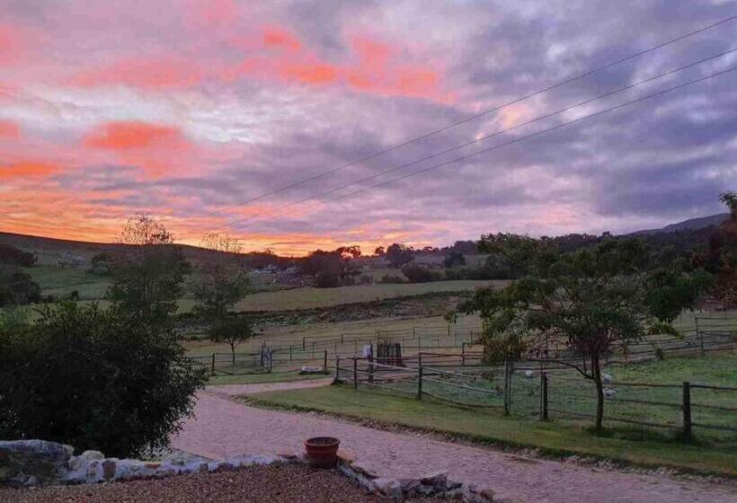 فندق Kleinwatervalplaas Farm Stay Accomodation