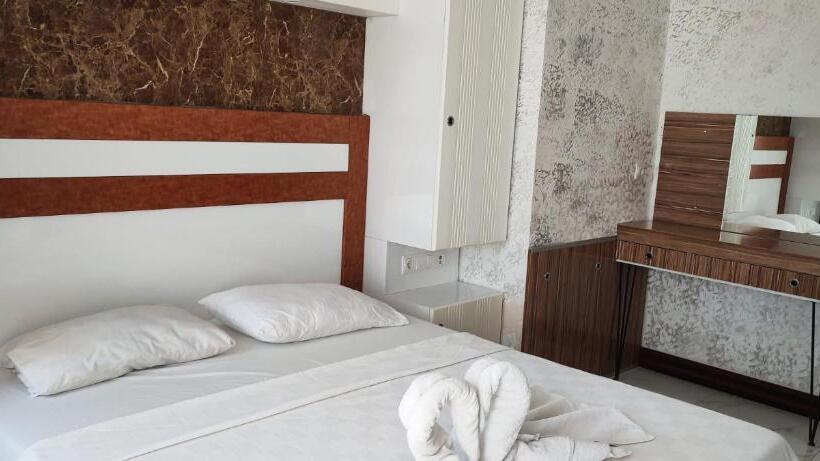 فندق Bodrum Liman Resort