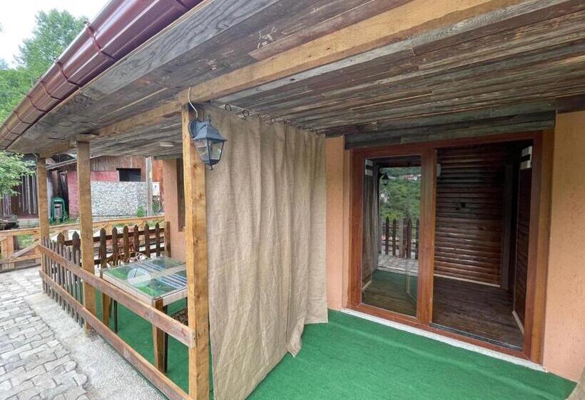 ホテル Li̇ya 107 Dağ Manzarali Oda