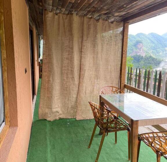 ホテル Li̇ya 107 Dağ Manzarali Oda