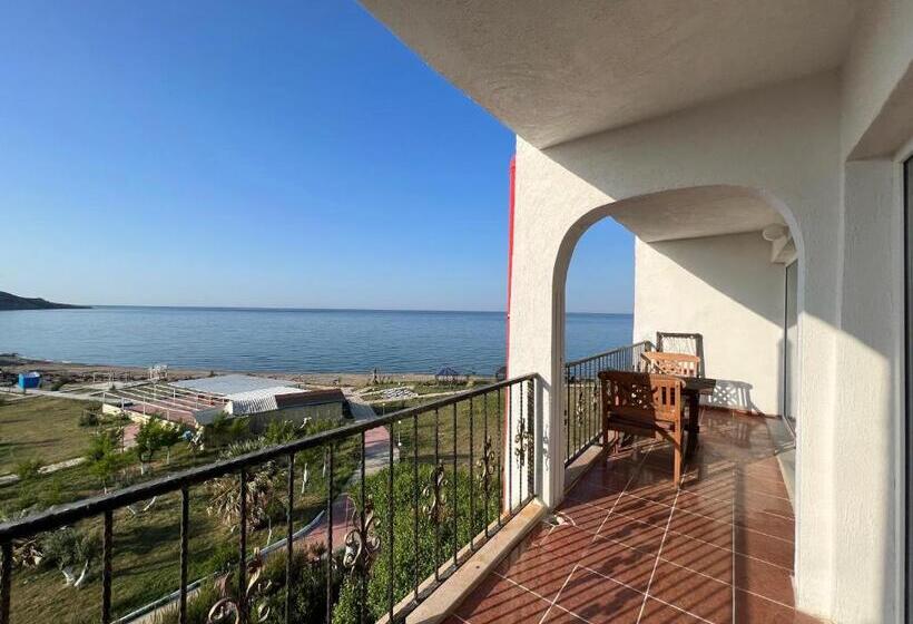 Hotel Mavi̇ Su Turi̇zm Tarim Hayvancilik İnş.san. Ve Ti̇c.ltd.şti̇