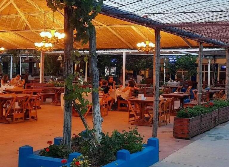 Hotel Mavi̇ Su Turi̇zm Tarim Hayvancilik İnş.san. Ve Ti̇c.ltd.şti̇