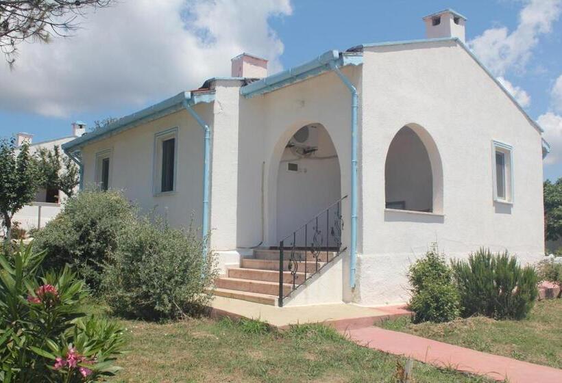 Hotel Mavi̇ Su Turi̇zm Tarim Hayvancilik İnş.san. Ve Ti̇c.ltd.şti̇