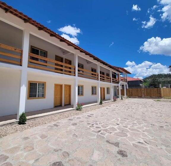 Отель Meson Del Bosque