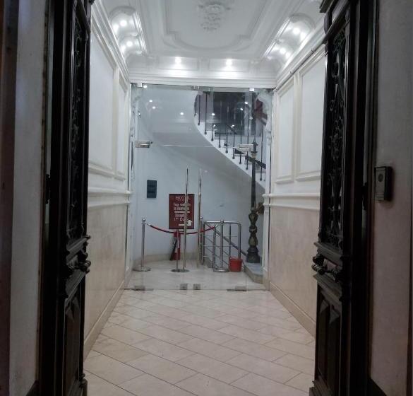 هتل Nelson   Bab El Oued