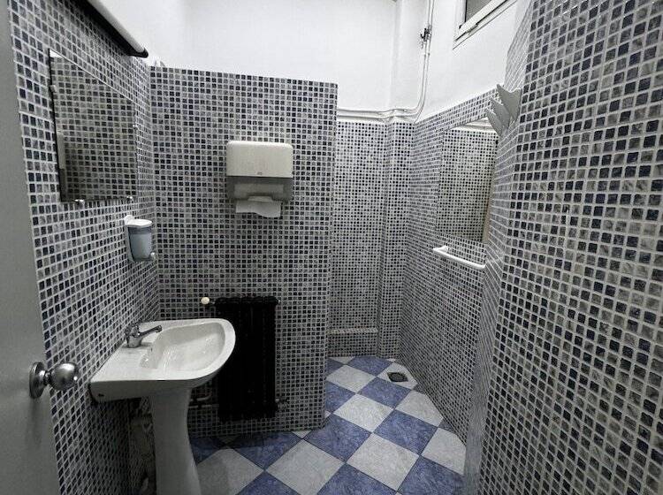 هتل Nelson   Bab El Oued