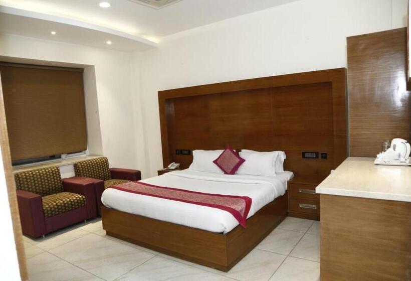 Отель Pacific Roorkee