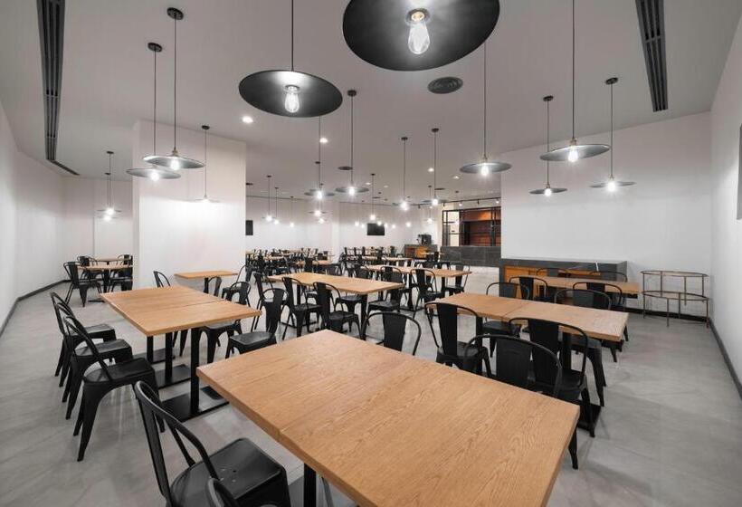 فندق Park Inn By Radisson Makkah Thakher Algharbi