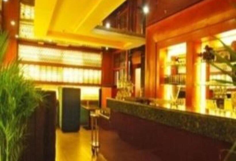 בית מלון כפרי Pingdingshan Feixing Crowne Plaza