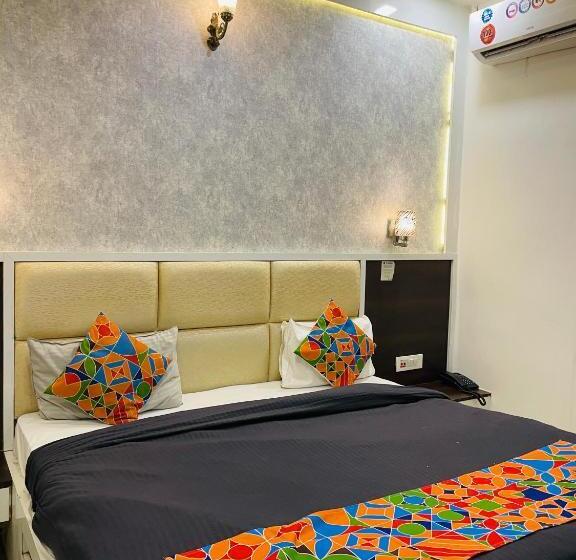 Отель Samovar Premium