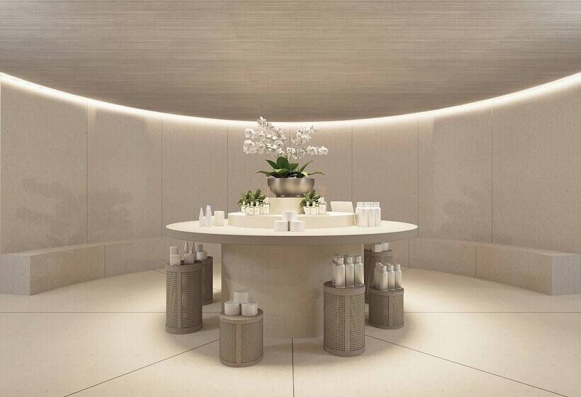 فندق Tentrem Jakarta