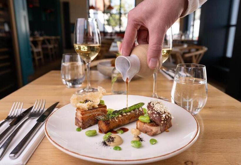 ホテル The Shoregate