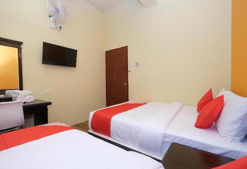 호텔 Tudor Home Inn By Secoms