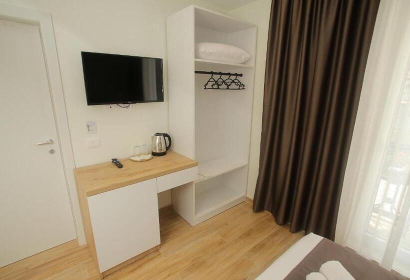 בית מלון כפרי Villa Ata