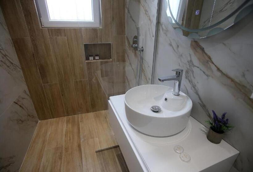 בית מלון כפרי Villa Ata