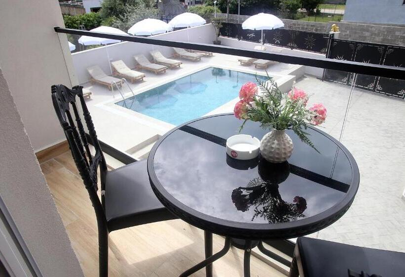 בית מלון כפרי Villa Ata