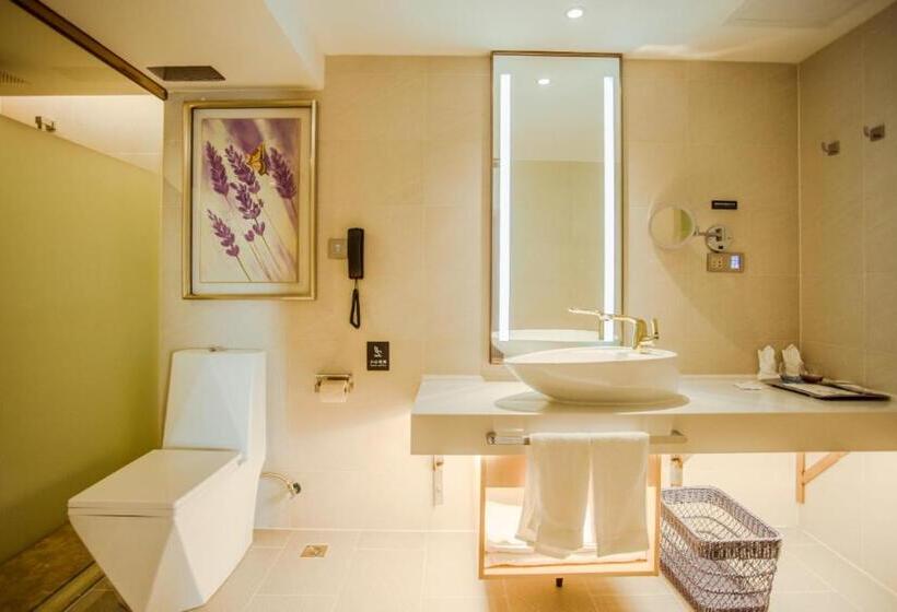 Lavande Hotels Jingshan Bus Station