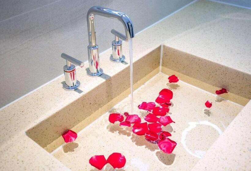 Lavande Hotels Langfang Gu An Air Terminal New City