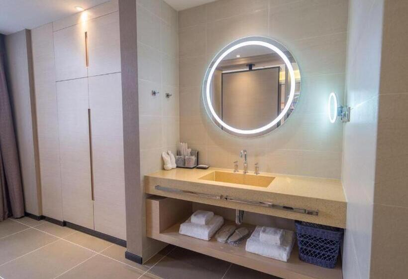 Lavande Hotels Langfang Gu An Air Terminal New City