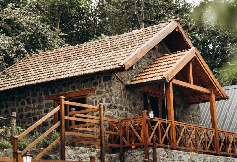 Lome çiftliği Otel Ve Restoran